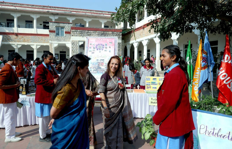 Maharani Gayatri Devi Girls' School